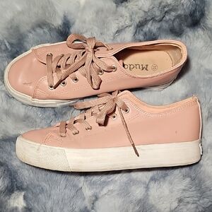Mudd Blush Pink Women's Sneakers